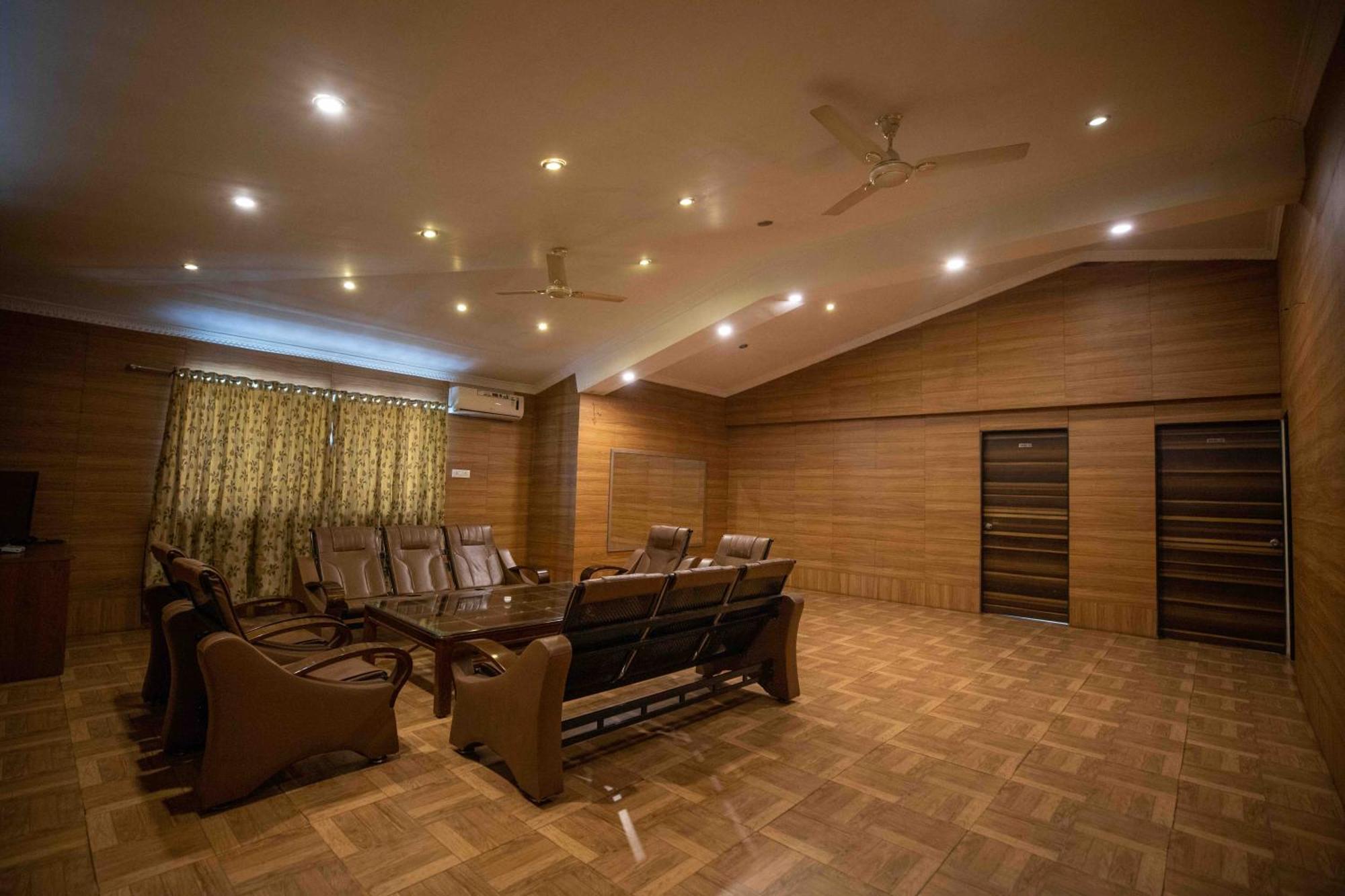 Gp Hotels And Resorts Nashik Exterior photo